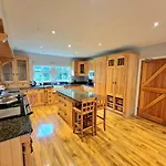 Colleton At Lovelady Shield 度假居