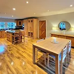 Colleton At Lovelady Shield Tatil Evi Alston
