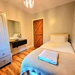 度假居 Colleton At Lovelady Shield