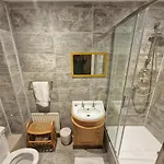 Colleton At Lovelady Shield