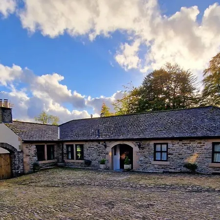 Holiday home Colleton At Lovelady Shield- With Hot Tub Alston