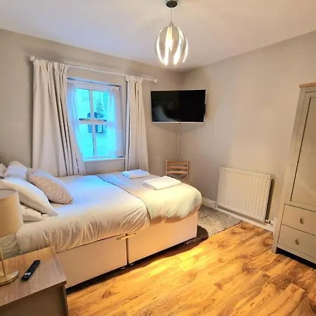 Holiday home Colleton At Lovelady Shield- With Hot Tub *